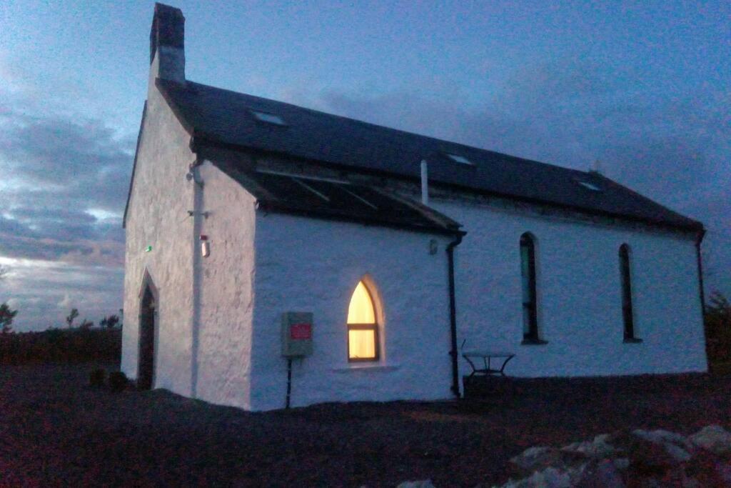 The Burren Art Gallery Built In 1798 Villa Tubber Buitenkant foto